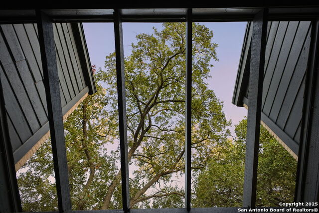 Image 19 of 45 For 6302 Cypress