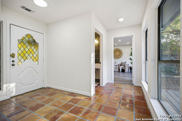 Image 21 of 45 For 6302 Cypress