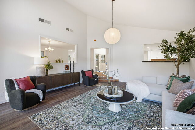 Image 22 of 45 For 6302 Cypress