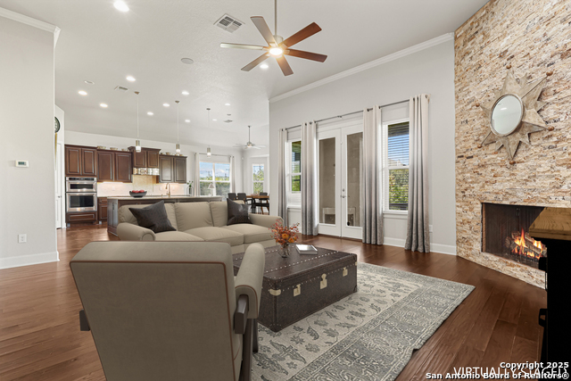 Image 11 of 30 For 919 Sutters Rim