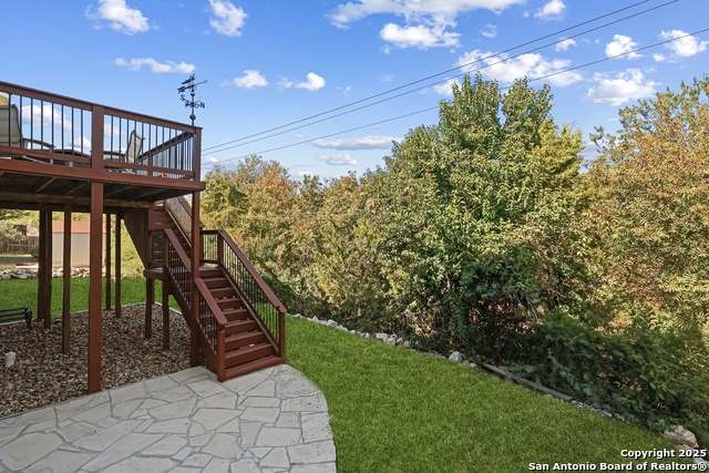 Image 25 of 30 For 919 Sutters Rim