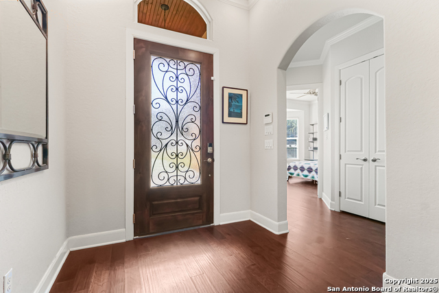 Image 3 of 30 For 919 Sutters Rim