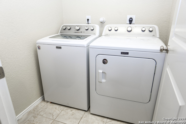 Image 19 of 33 For 7239 Summer Way