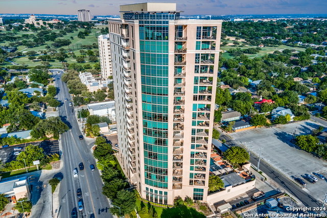 Image 28 of 28 For 4242 Broadway Street  1505