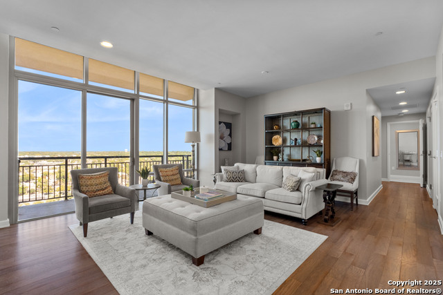 Image 4 of 28 For 4242 Broadway Street  1505