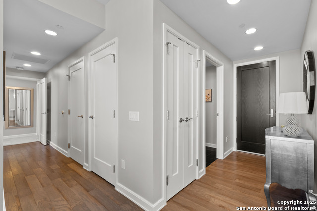 Image 9 of 28 For 4242 Broadway Street  1505