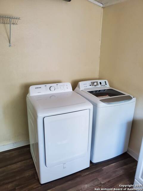 Image 32 of 32 For 707 Craig W