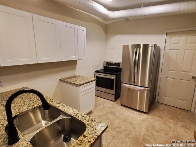 Image 4 of 32 For 707 Craig W