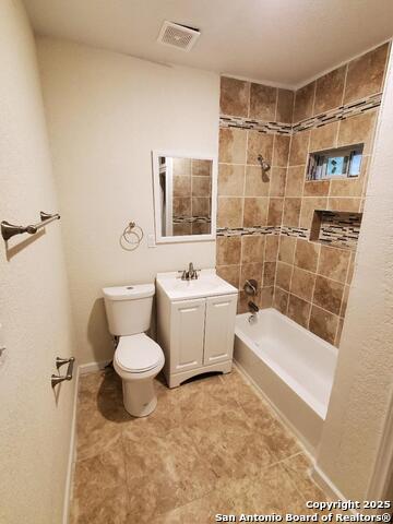 Image 5 of 32 For 707 Craig W