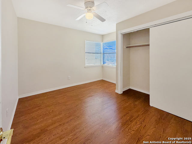 Image 18 of 26 For 21202 Malibu Colony