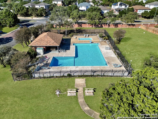 Image 25 of 26 For 21202 Malibu Colony