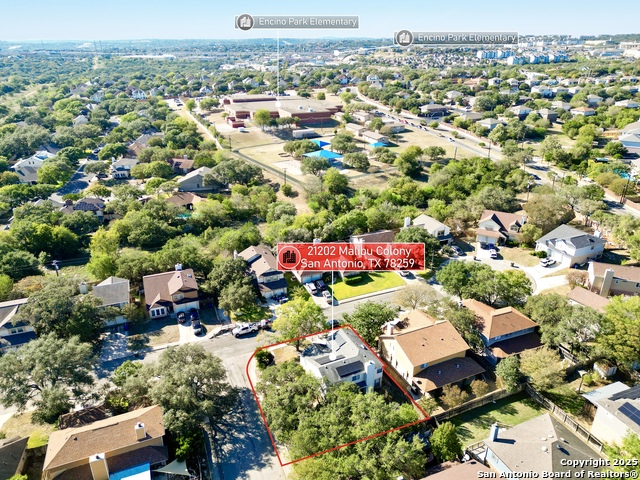 Image 3 of 26 For 21202 Malibu Colony