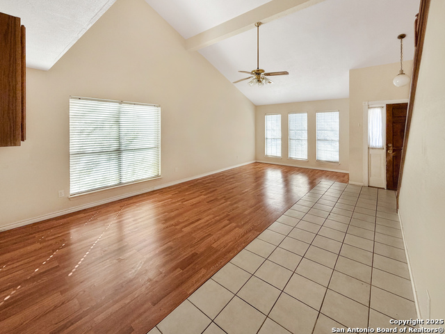 Image 5 of 26 For 21202 Malibu Colony