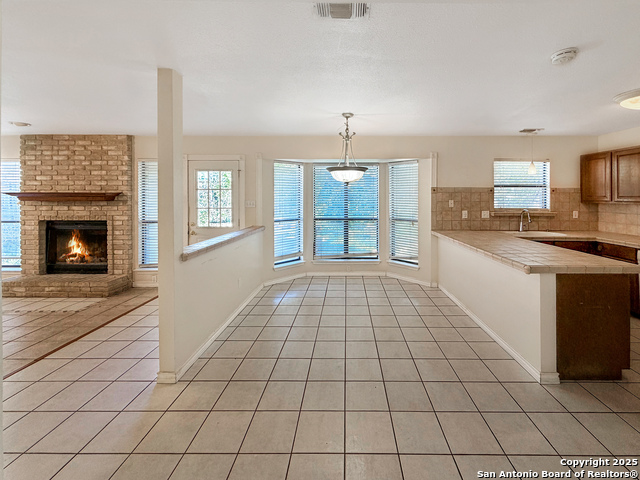 Image 9 of 26 For 21202 Malibu Colony