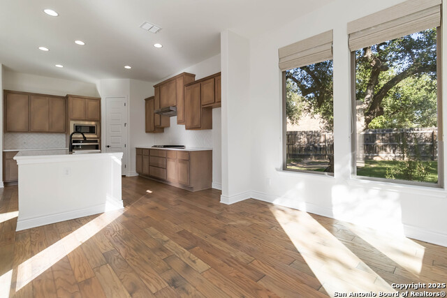 Image 23 of 50 For 1482 Lyme Park