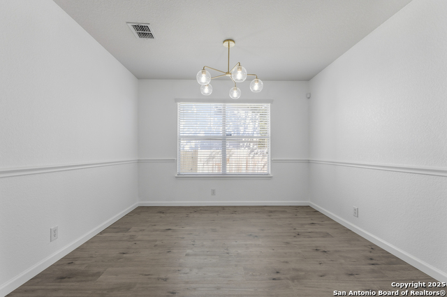 Image 8 of 26 For 105 Lookout View