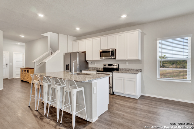 Image 12 of 37 For 579 Jennifer