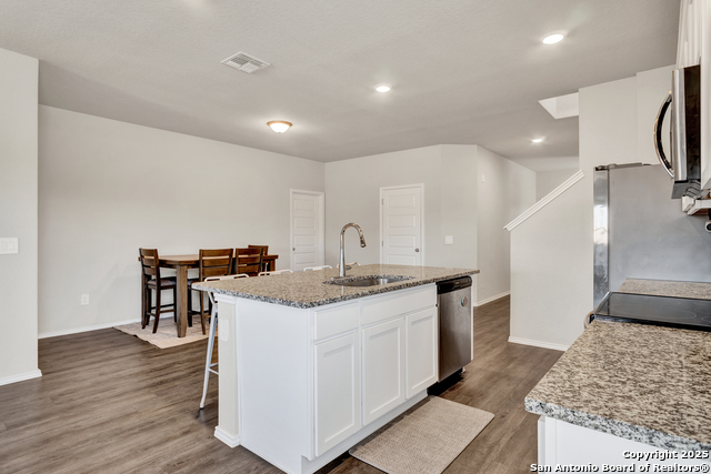 Image 13 of 37 For 579 Jennifer