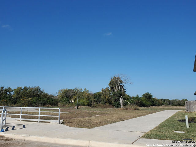 Image 35 of 37 For 579 Jennifer