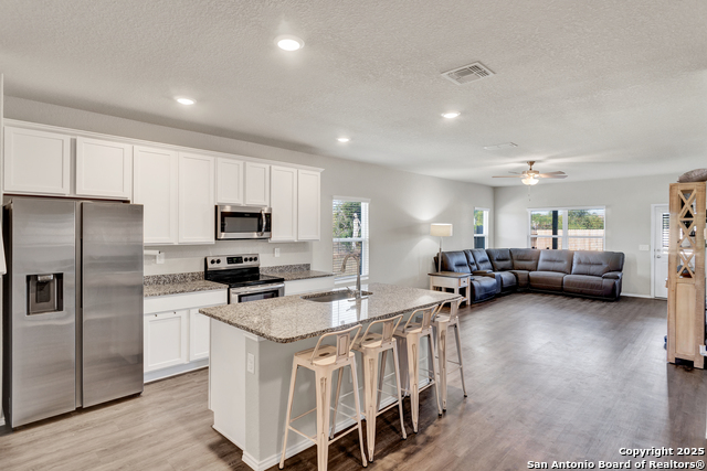 Image 9 of 37 For 579 Jennifer