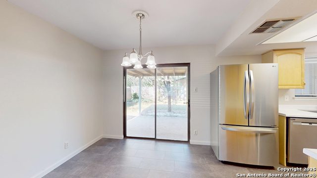 Image 7 of 20 For 2811 Old Field