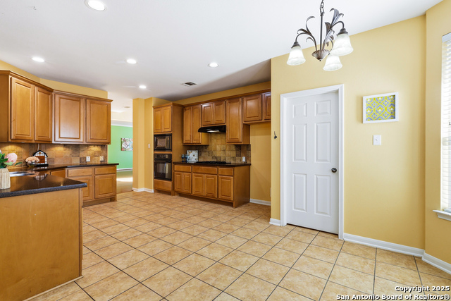 Image 11 of 40 For 722 Aster Trail