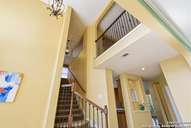 Image 7 of 40 For 722 Aster Trail