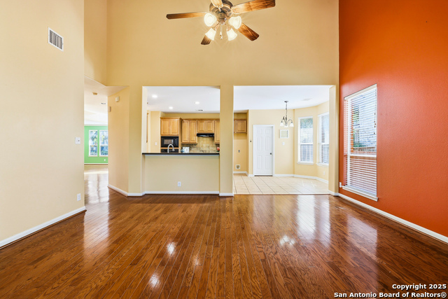 Image 9 of 40 For 722 Aster Trail