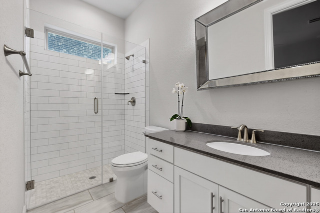 Image 27 of 31 For 3922 Balentine