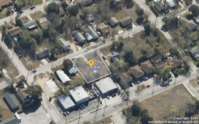 Image 6 of 6 For 317 W Wright Blvd