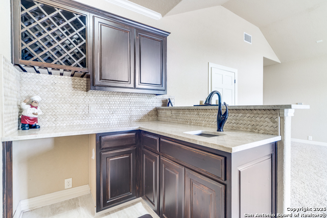 Image 27 of 42 For 714 Ruidosa Downs