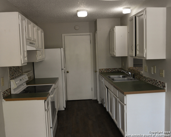 Image 6 of 17 For 2602 Moss Bluff St