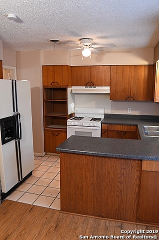 Image 4 of 9 For 2718 Woodbury Dr