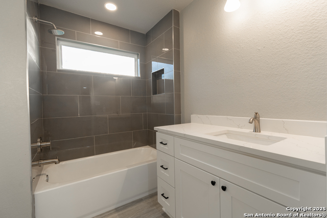 Image 13 of 23 For 8170 6th  