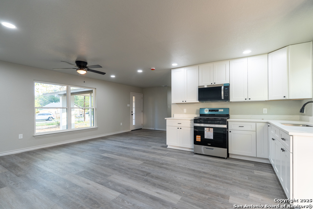 Image 8 of 23 For 8170 6th  