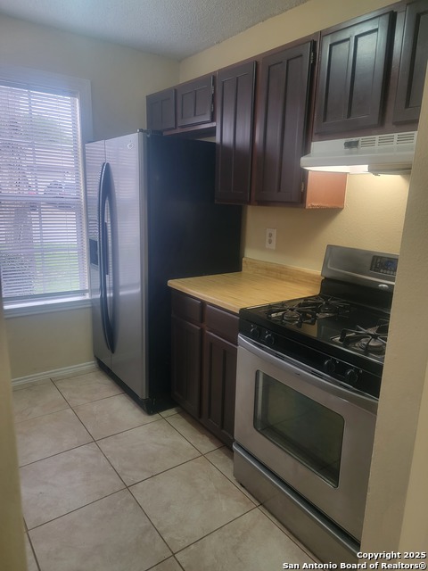 Image 7 of 14 For 5038 Ayrshire Dr.