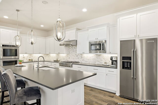 Image 16 of 42 For 23407 Grande Vista