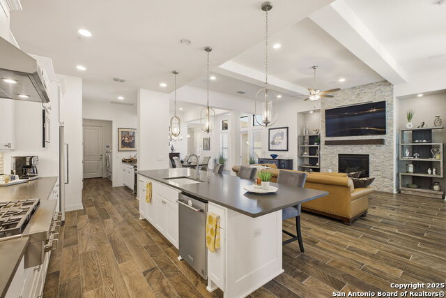 Image 18 of 42 For 23407 Grande Vista