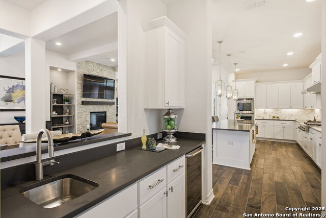 Image 19 of 42 For 23407 Grande Vista