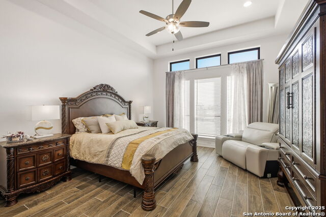 Image 20 of 42 For 23407 Grande Vista