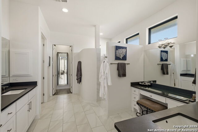 Image 21 of 42 For 23407 Grande Vista