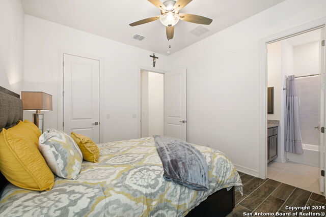 Image 25 of 42 For 23407 Grande Vista