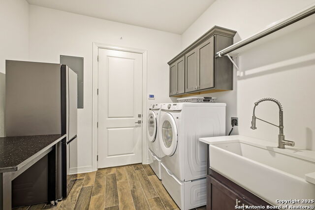 Image 32 of 42 For 23407 Grande Vista