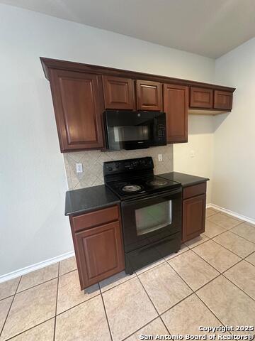 Image 10 of 39 For 1335 Crown Brook