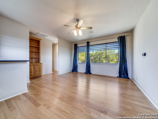 Image 28 of 36 For 16 Liser Glen