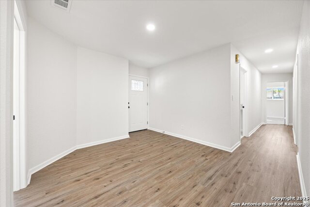 Image 13 of 36 For 192 Oriole