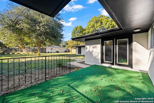 Image 30 of 36 For 192 Oriole