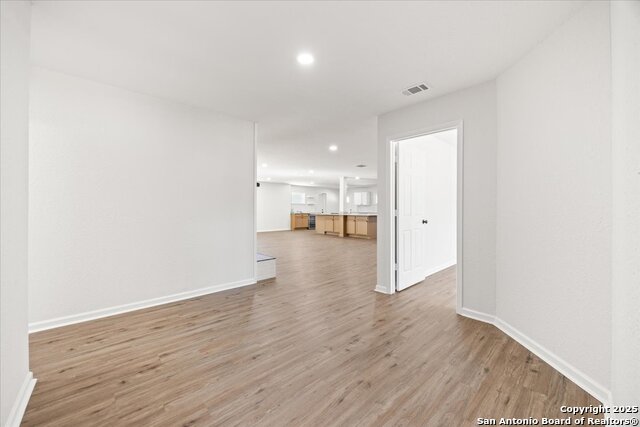 Image 4 of 36 For 192 Oriole