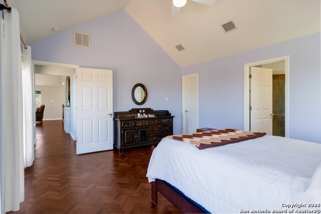 Listing photo id 14 for 116 Ridge Pl