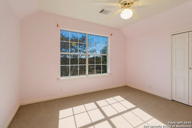 Listing photo id 21 for 116 Ridge Pl